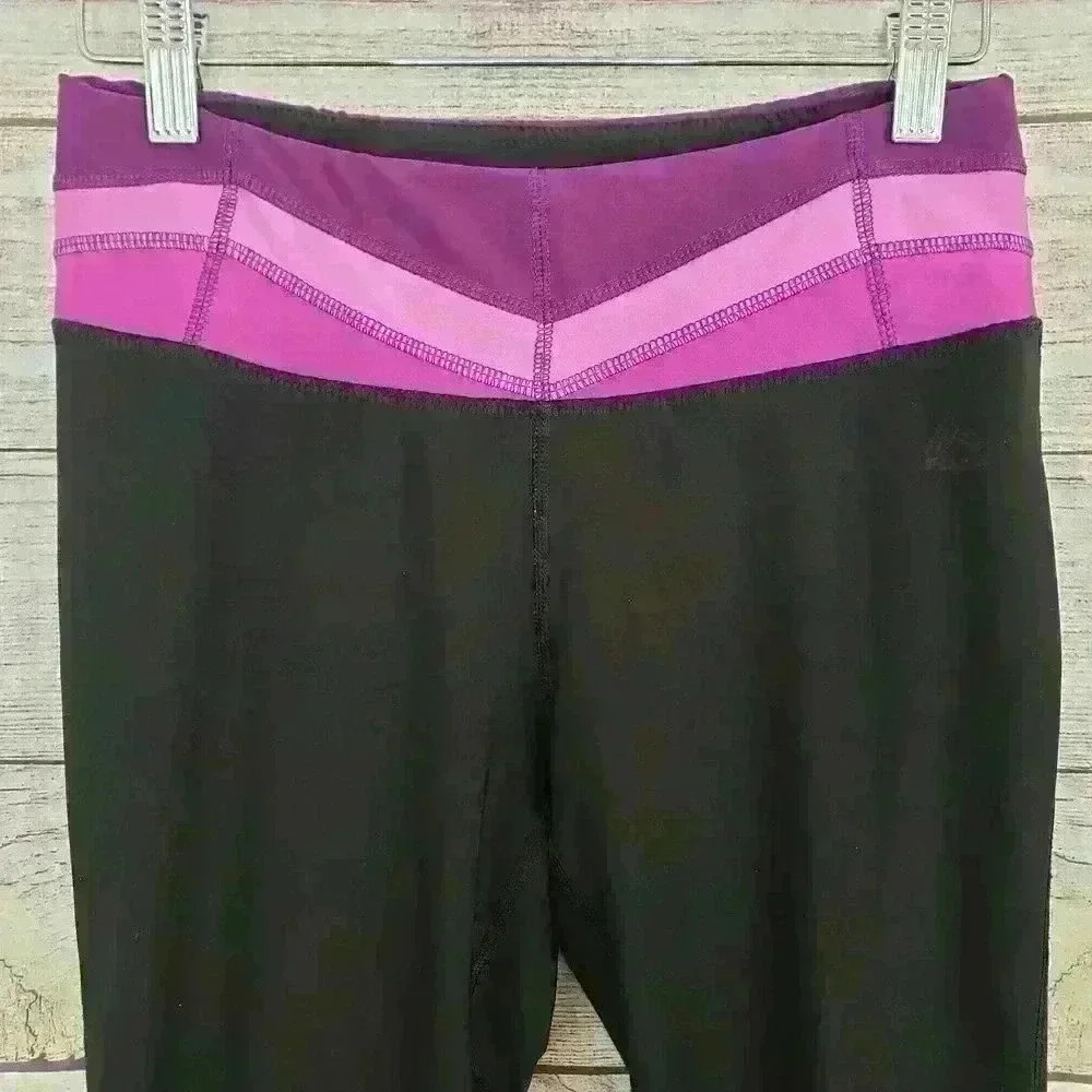 Reebok women's rbx cropped black leggings with purple waistband size medium - Picture 9 of 12